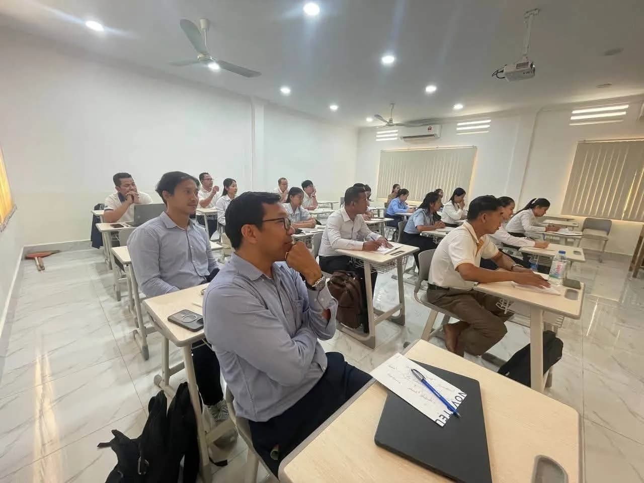សិក្ខាសាលាស្តីពី «ការផ្សារភ្ជាប់រវាងការស្រាវជ្រាវអប់រំ និងសហគមន៍» – photo 6